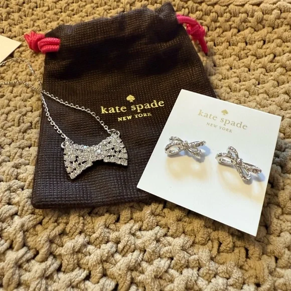 Kate Spade New York NWT Sparkling Bow Pendant Necklace And Earrings Set. - Picture 1 of 5